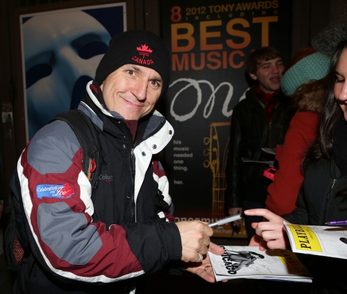 Photo Coverage: CHICAGO's New Billy Flynn, Elvis Stojko, Greets Fans at Stage Door  Image