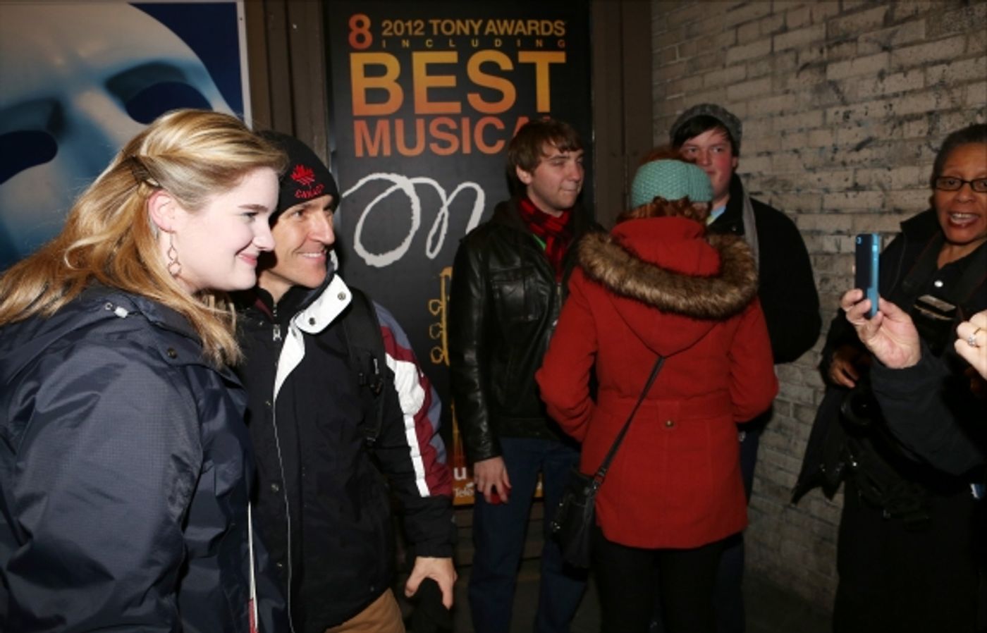 Photo Coverage: CHICAGO's New Billy Flynn, Elvis Stojko, Greets Fans at Stage Door  Image