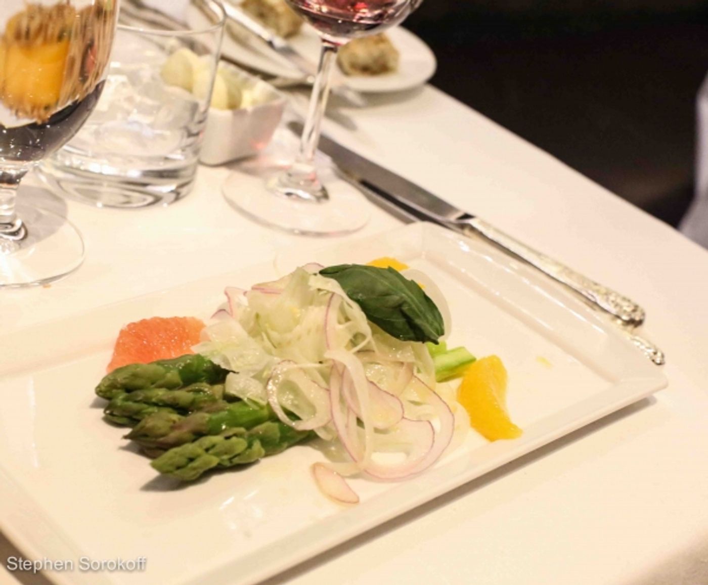 Photo Coverage: John Pizzarelli Brings STRICTLY BOSSA NOVA to Cafe Carlyle  Image