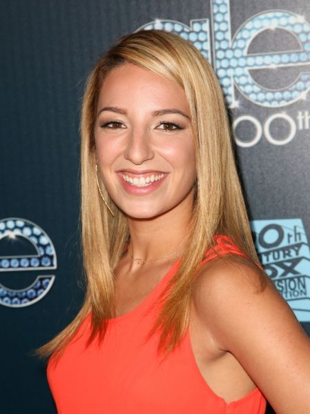 Vanessa Lengies Photo