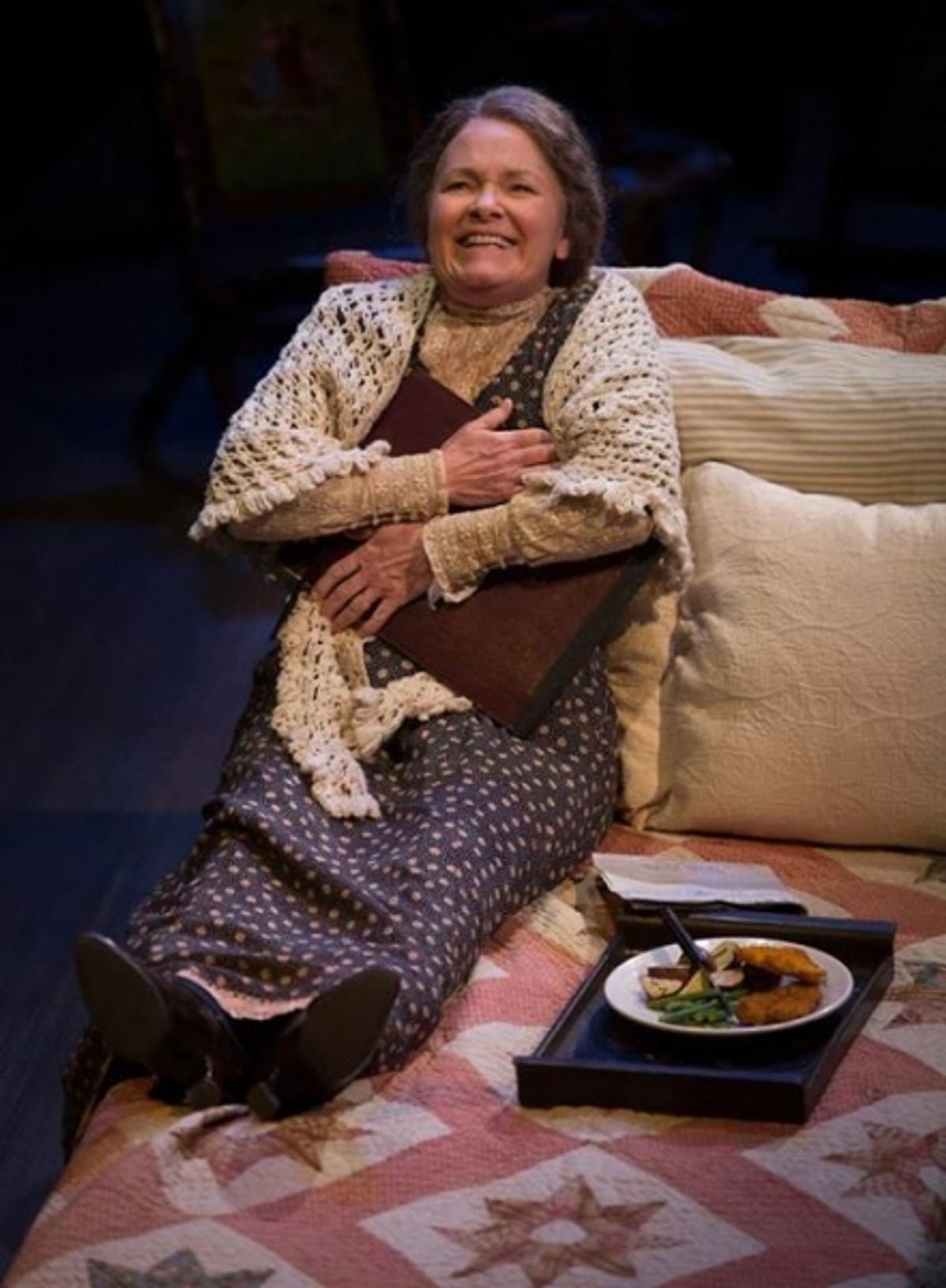 Mama Mizner (Anne Gunn) at 