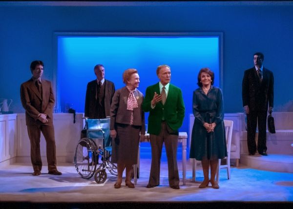 Roberta Maxwell (Lillian Hellman), Dick Cavett, Marcia Rodd (Mary McCarthy); (backgro Photo