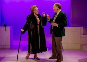 Roberta Maxwell (Lillian Hellman) and Dick Cavett (as himself) Photo