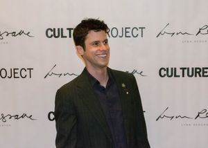 Dan Hoyle @ BroadwayWorld Dan Hoyle Photo