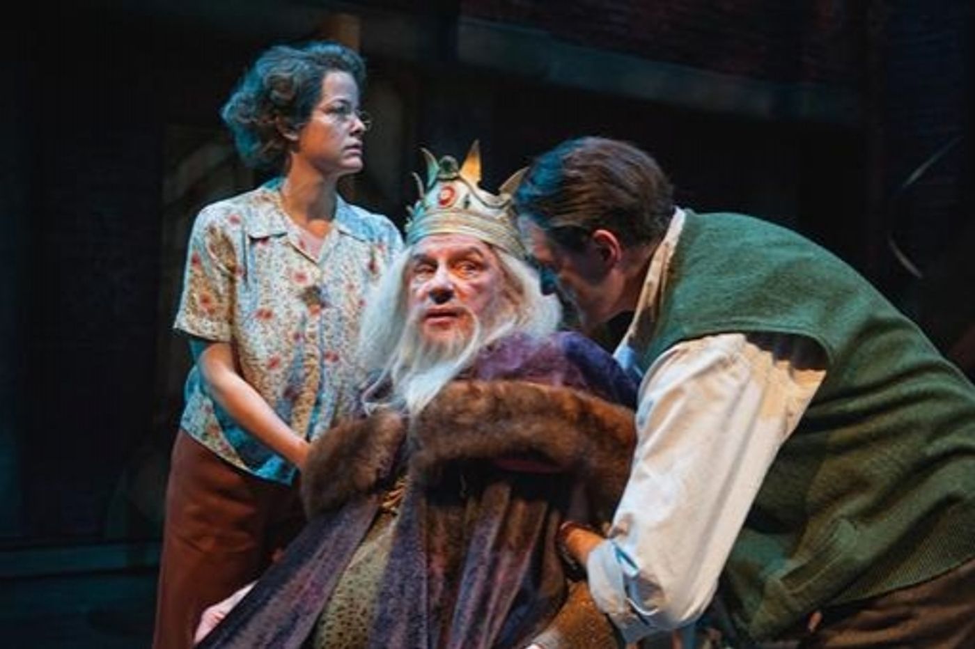 Photo Flash: First Look at Everyman Theatre's THE DRESSER with Carl Schurr, Bruce Randolph Nelson & More!  Image