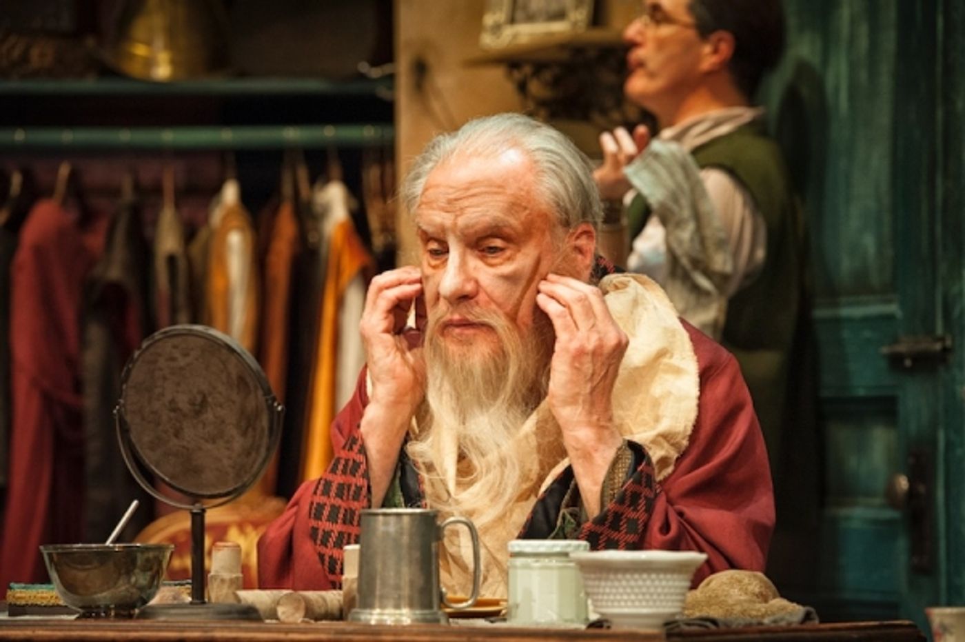 Photo Flash: First Look at Everyman Theatre's THE DRESSER with Carl Schurr, Bruce Randolph Nelson & More!  Image