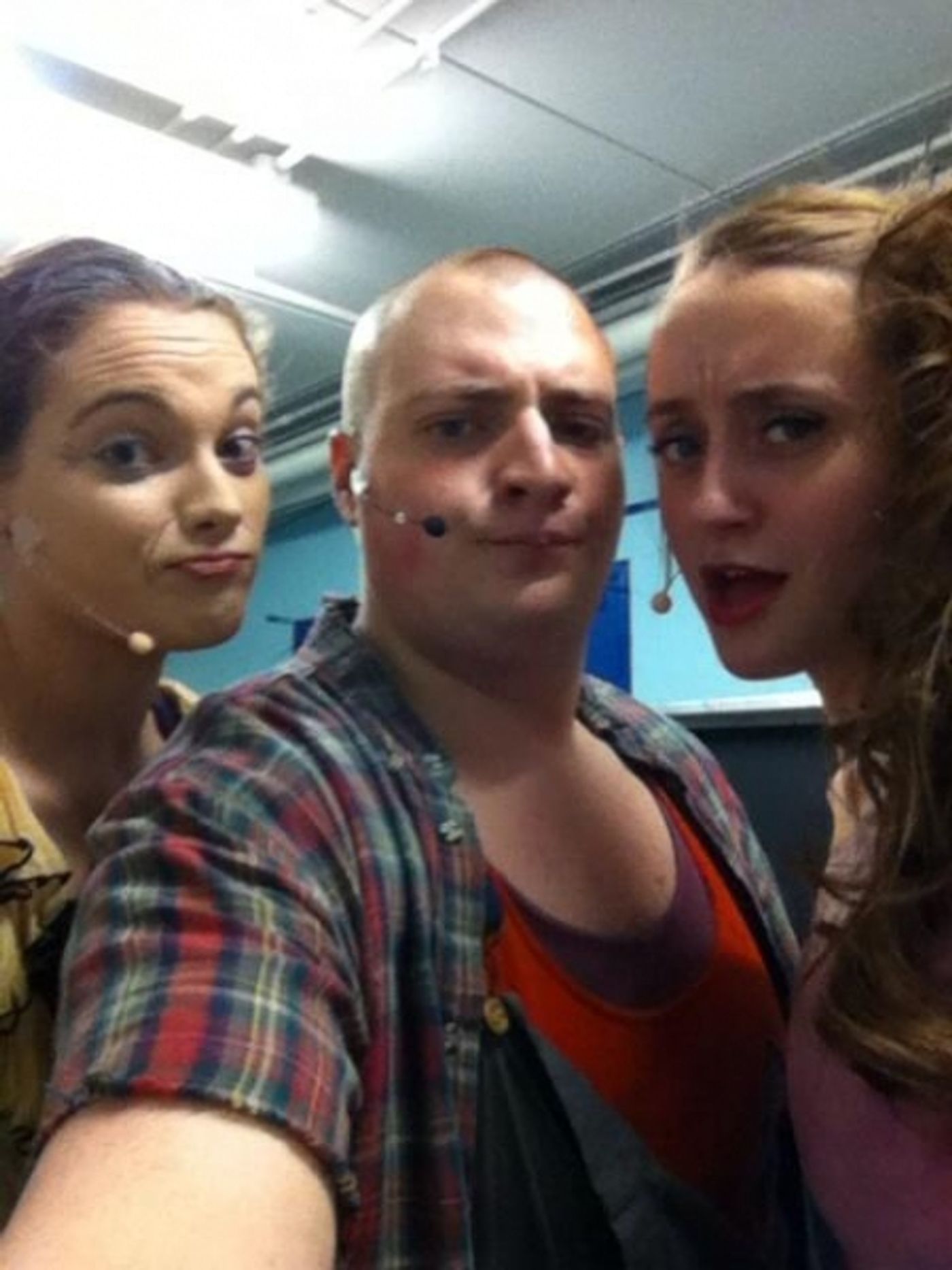 Photo Flash: Saturday Intermission Pics, 3/22, Part 2- Dogs Get in on the Action, Off-Broadway's BARDY BUNCH 1st SIP, and More! Photo Flash: Saturday Intermission Pics, 3/22, Part 2- Dogs Get in on the Action, Off-Broadway's BARDY BUNCH 1st SIP, and More! Image