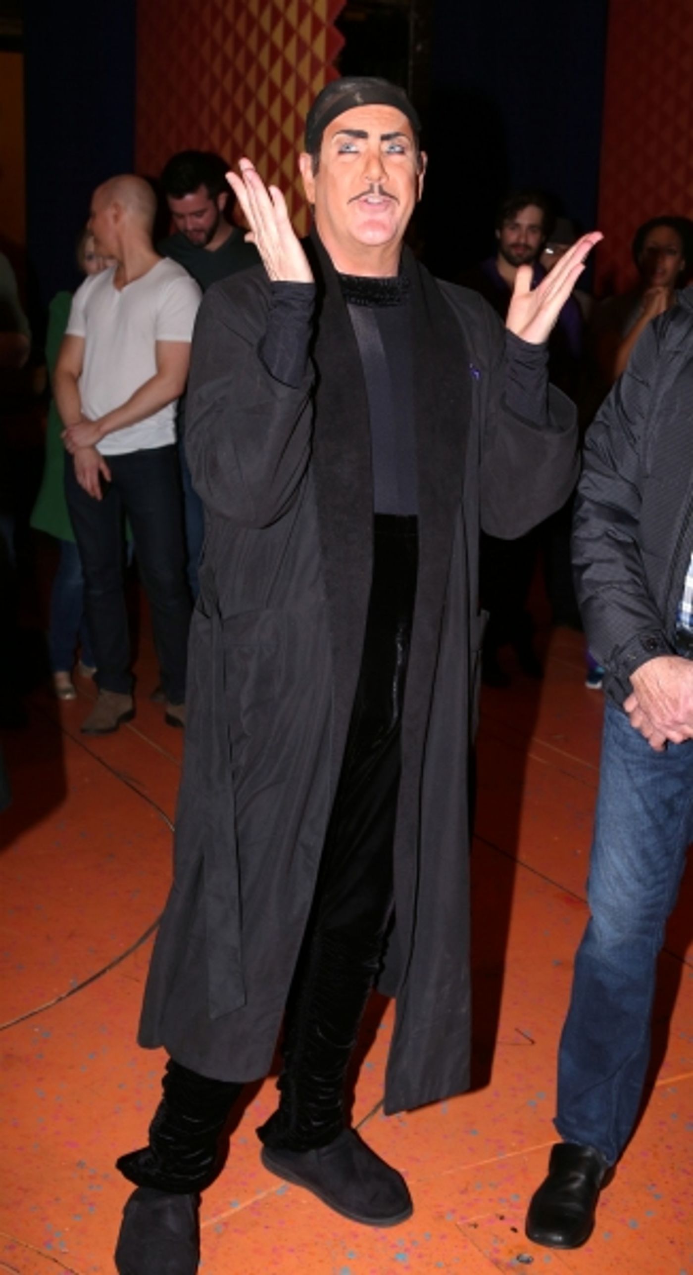 Photo Coverage: Inside the ALADDIN Gypsy Robe Ceremony  Image