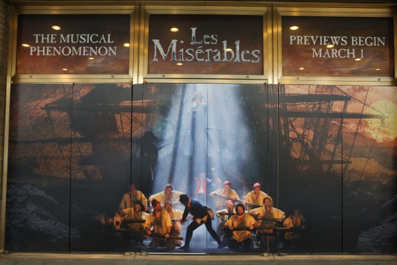 Photo Coverage: Inside LES MISERABLES' Opening Night Theatre Arrivals — photo 45 of 45