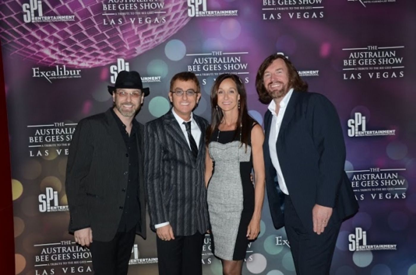 Photo Flash: THE AUSTRALIAN BEE GEES SHOW Celebrates 1,000 Performances in Las Vegas  Image