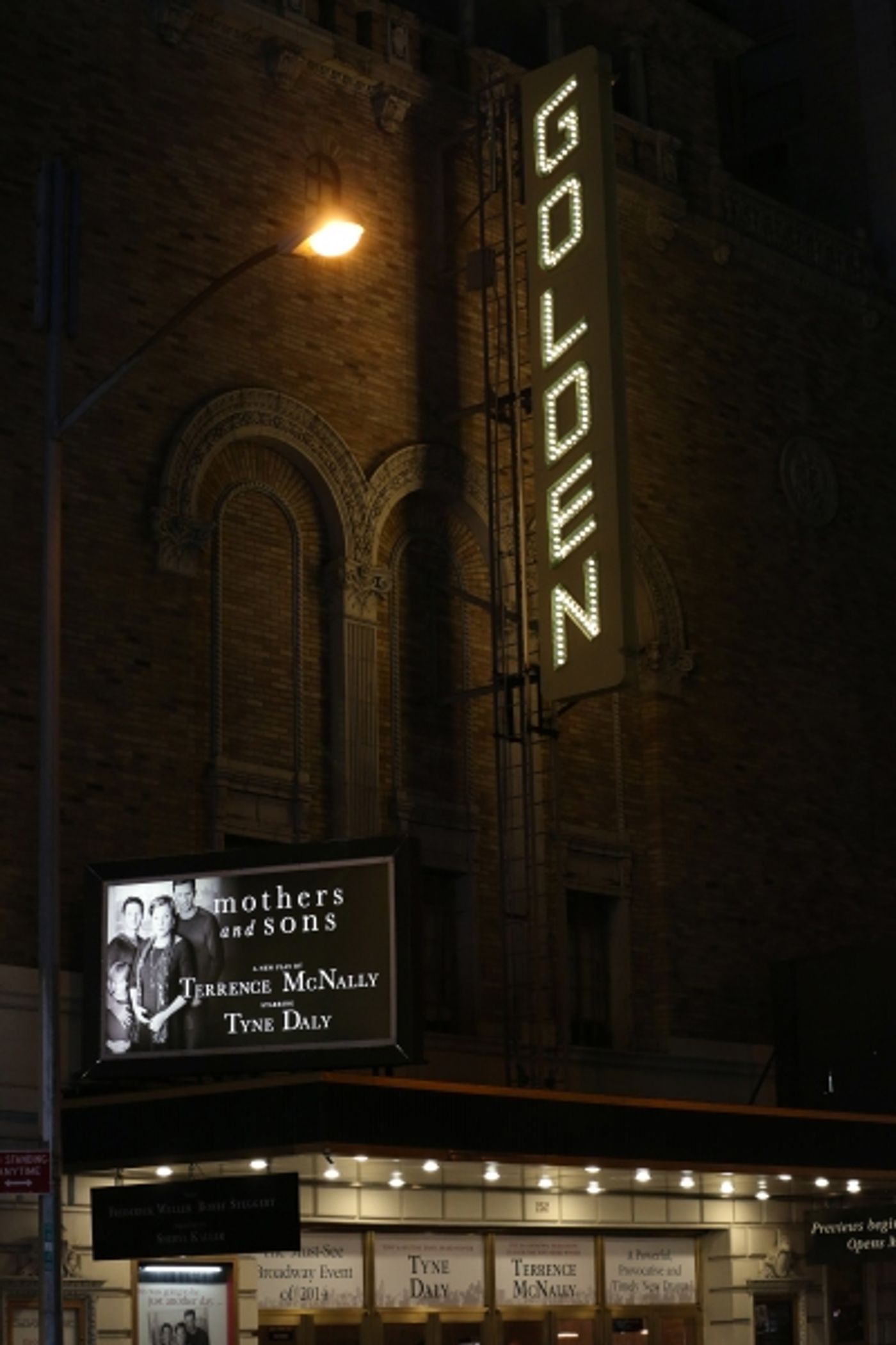 Photo Coverage: Tyne Daly & MOTHERS AND SONS Cast Takes Opening Night Bows!  Image