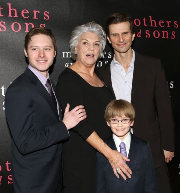 Bobby Steggert, Grayson Taylor, Tyne Daly and Frederick Weller  Photo