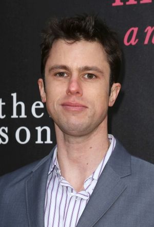 Dan Hoyle @ BroadwayWorld Dan Hoyle Photo