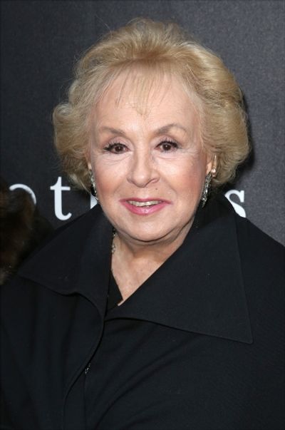 Doris Roberts  Photo