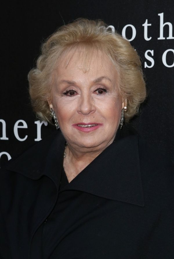 Doris Roberts  Photo