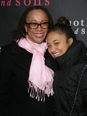 S. Epatha Merkerson and Nicole Williams @ BroadwayWorld S. Epatha Merkerson and Nicole Williams Photo