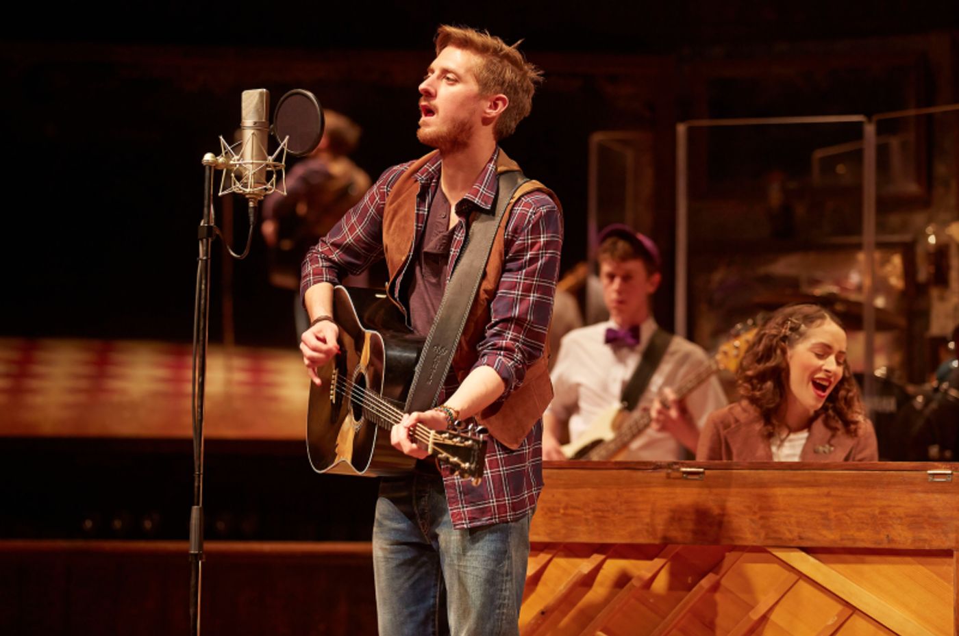 Photo Flash: First Look at Arthur Darvill in West End's ONCE  Image