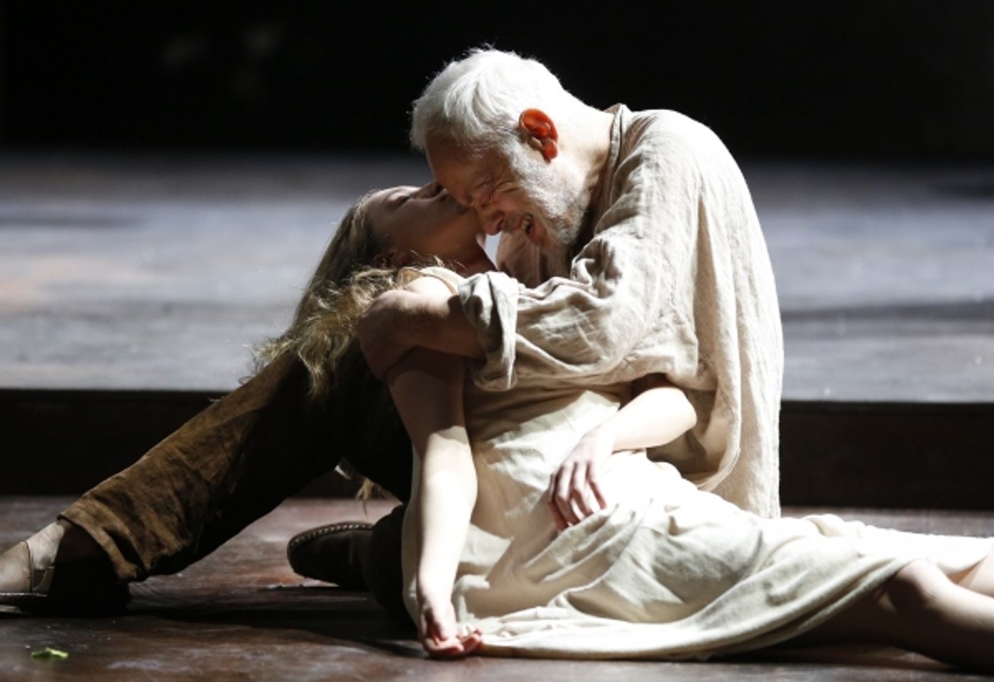 Photo Flash: First Look at Michael Pennington and More in KING LEAR at Theater for a New Audience  Image