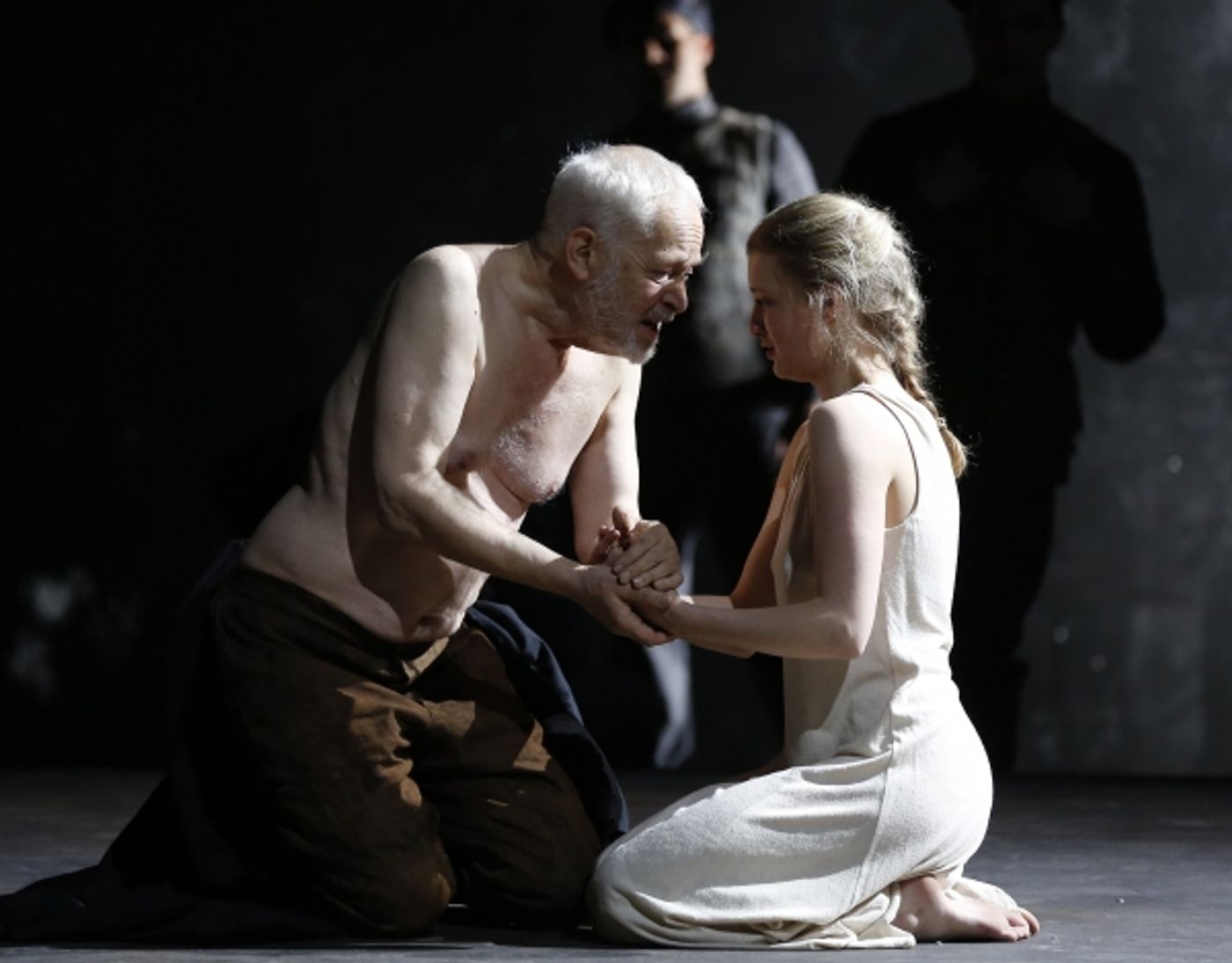 Photo Flash: First Look at Michael Pennington and More in KING LEAR at Theater for a New Audience  Image