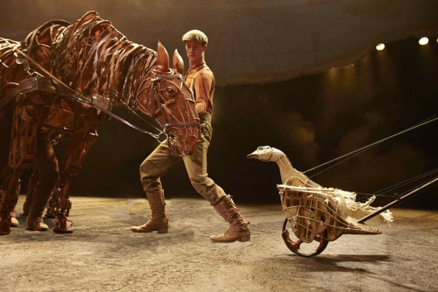Photo Flash: First Look at New Cast of National Theatre's WAR HORSE  Image