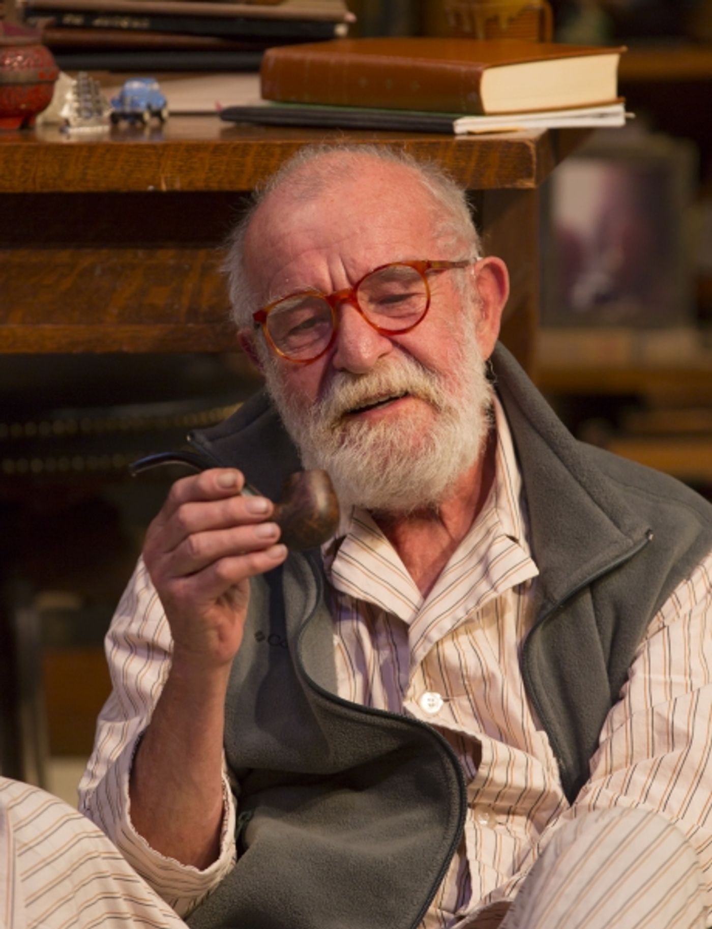 Photo Flash: First Look - Athol Fugard's THE SHADOW OF THE HUMMINGBIRD at Long Wharf Theatre, Now Playing  Image