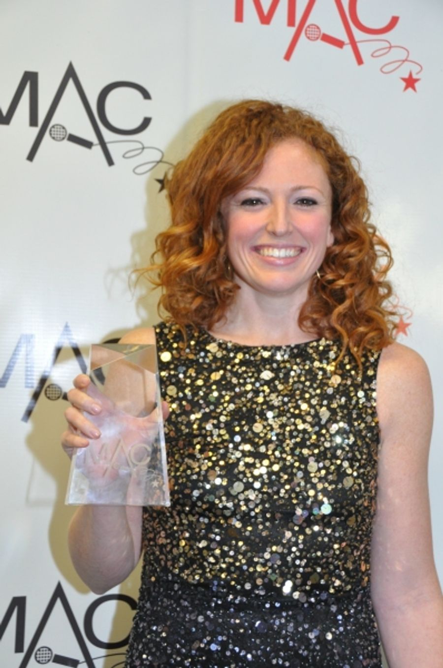Photo Coverage: Backstage at the MAC Awards with Linda Lavin, Cady Huffman & More! Image