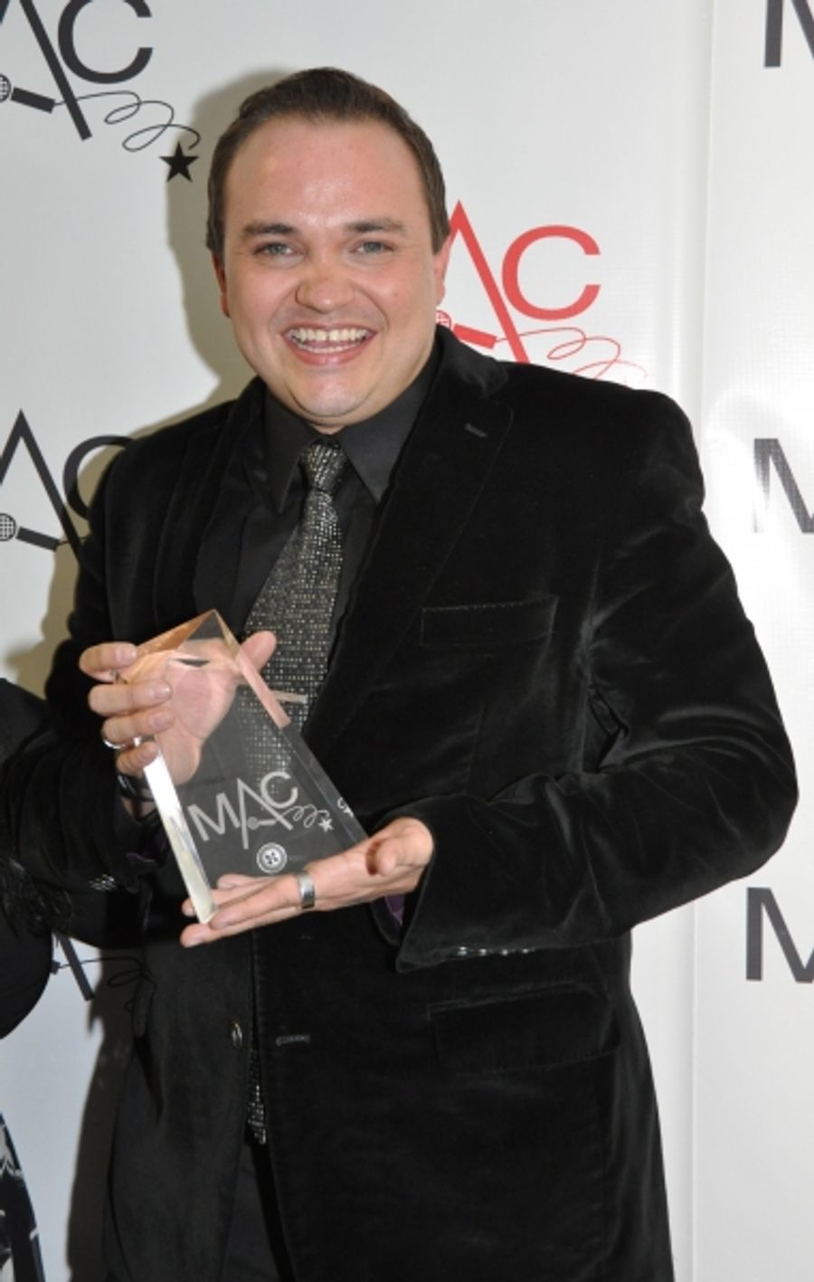 Photo Coverage: Backstage at the MAC Awards with Linda Lavin, Cady Huffman & More! Image