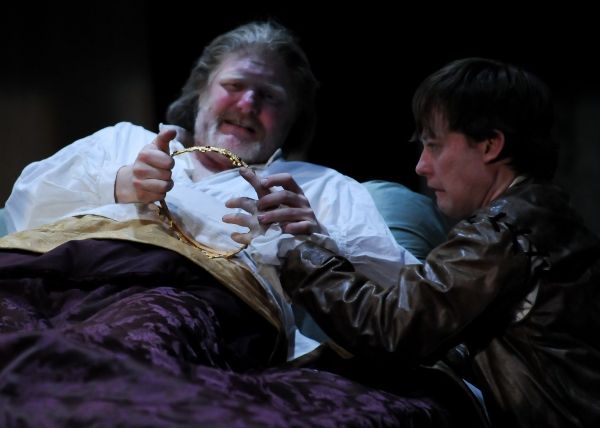 Jim Hopkins (King Henry IV) and Justin McCombs (Prince Hal) Photo