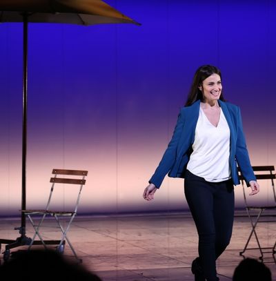 Idina Menzel  Photo