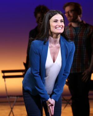 Idina Menzel  Photo