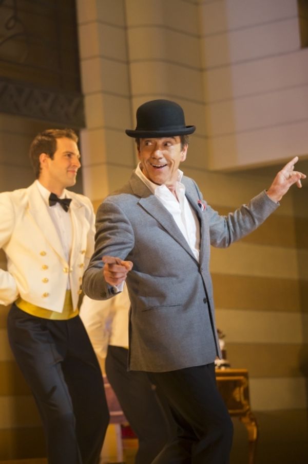 Javier Santos and Robert Lindsay Photo