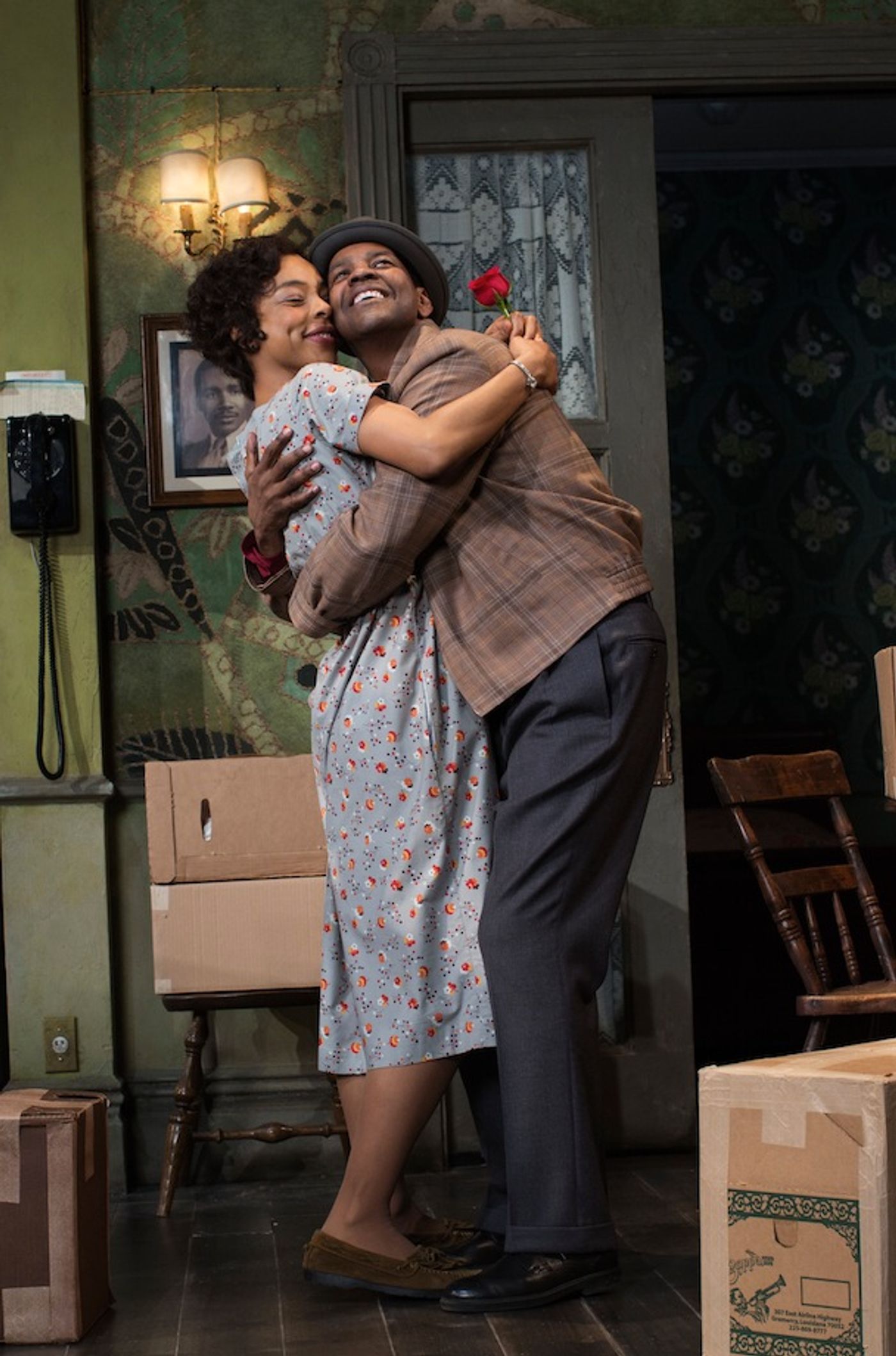 Photo Flash: First Look at Denzel Washington & More in A RAISIN IN THE SUN on Broadway!  Image