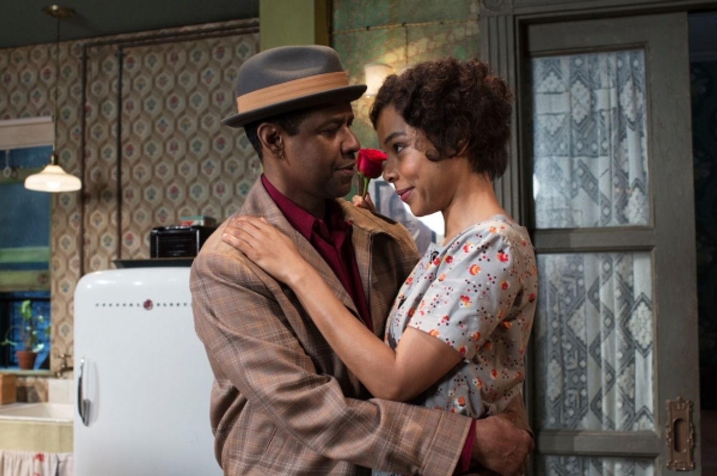 Photo Flash: First Look at Denzel Washington & More in A RAISIN IN THE SUN on Broadway!  Image
