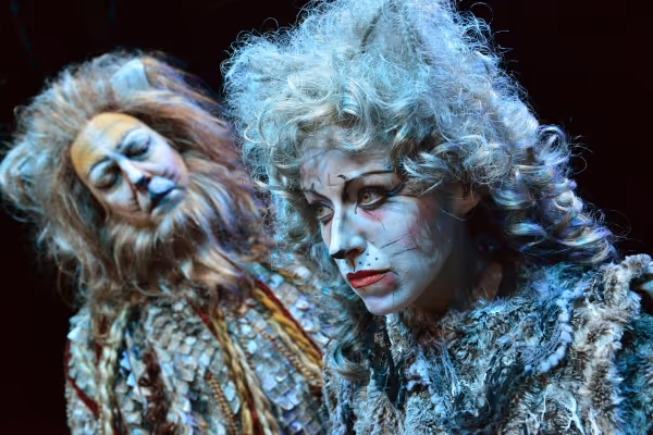 Matthew R. Jones as Old Dueteronomy and Heidi Kettenring as Grizabella Photo