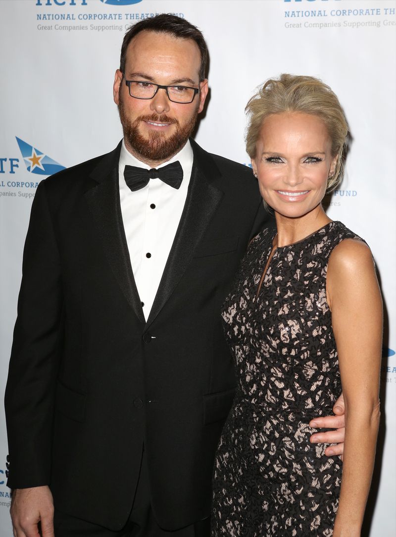 Photo Coverage: National Corporate Theatre Fund Honors Kristin Chenoweth at Chairman's Awards Gala — photo 5 of 98