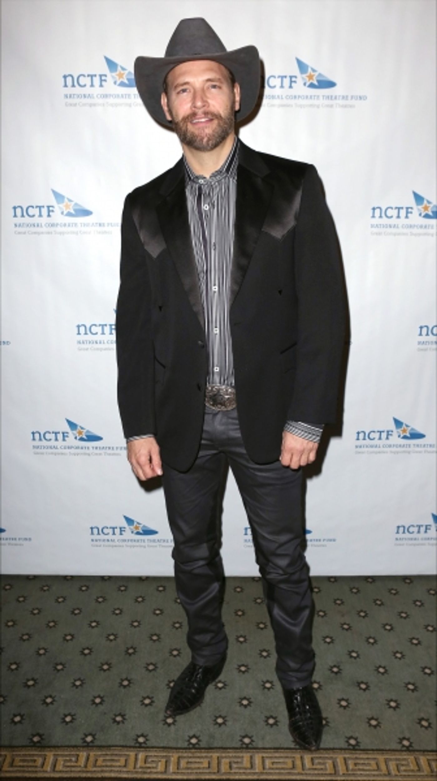 Photo Coverage: National Corporate Theatre Fund Honors Kristin Chenoweth at Chairman's Awards Gala  Image