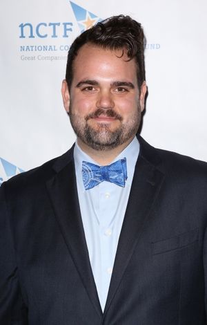 Greg Hildreth @ BroadwayWorld Greg Hildreth Photo