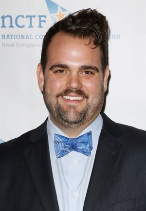 Greg Hildreth @ BroadwayWorld Greg Hildreth Photo