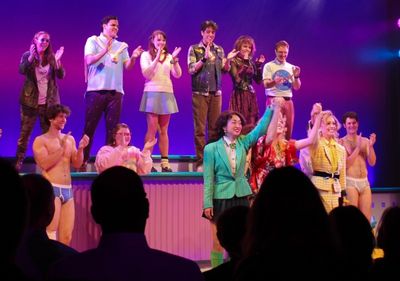 Alice Lee, Jessica Keenan Wynn, Elle McLemore and the cast Photo