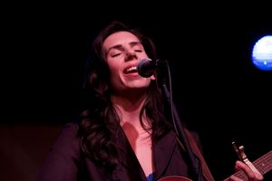 Amanda Taraska @ BroadwayWorld Amanda Taraska Photo