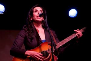 Amanda Taraska @ BroadwayWorld Amanda Taraska Photo