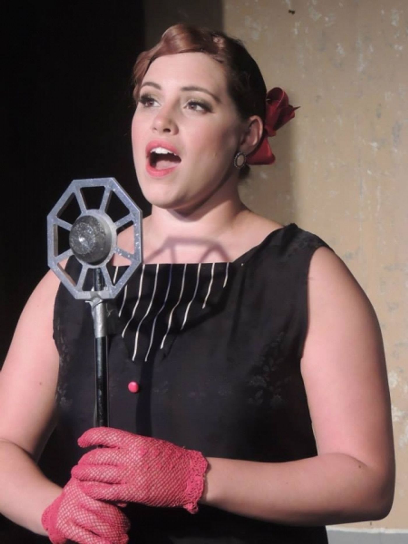 Photo Flash: First Look at Way Off Broadway's SINGIN' IN THE RAIN  Image