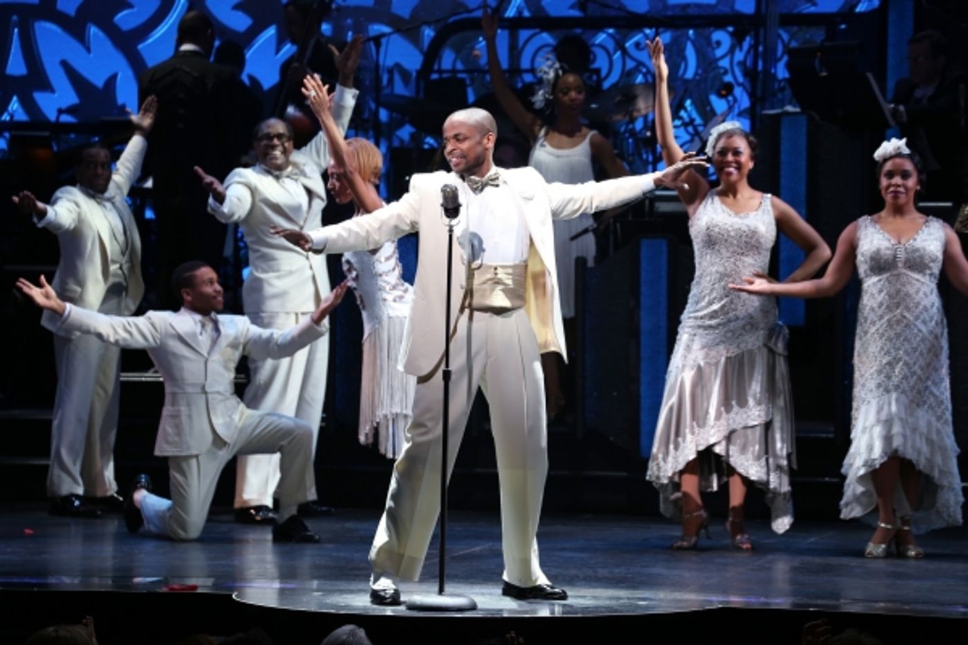 Photo Coverage: Vanessa Williams Returns to Broadway in AFTER MIDNIGHT- Inside Her Curtain Call! Photo Coverage: Vanessa Williams Returns to Broadway in AFTER MIDNIGHT- Inside Her Curtain Call! Image