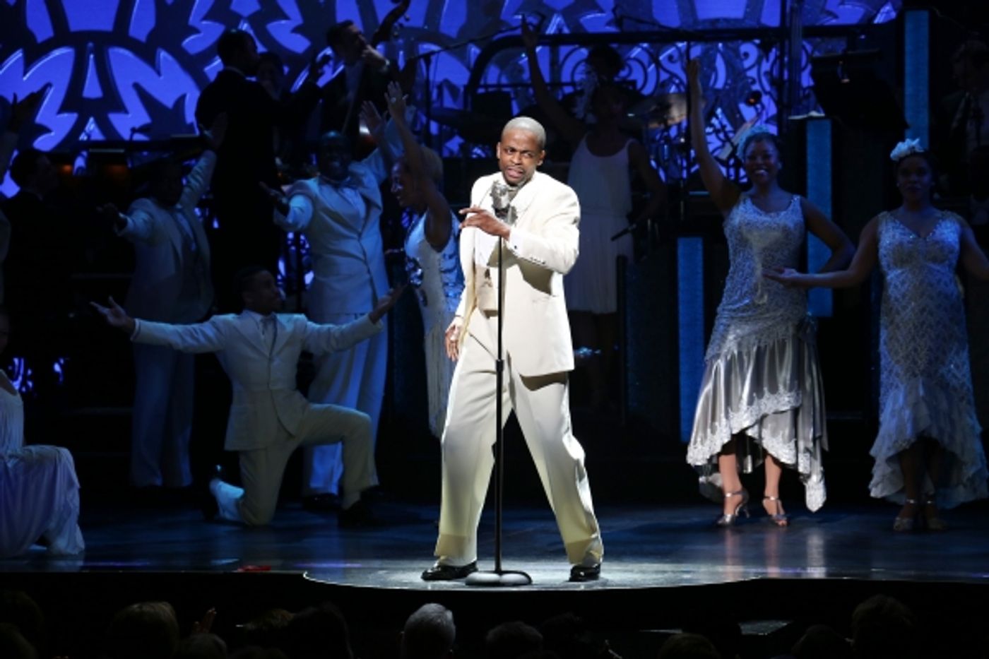 Photo Coverage: Vanessa Williams Returns to Broadway in AFTER MIDNIGHT- Inside Her Curtain Call! Photo Coverage: Vanessa Williams Returns to Broadway in AFTER MIDNIGHT- Inside Her Curtain Call! Image