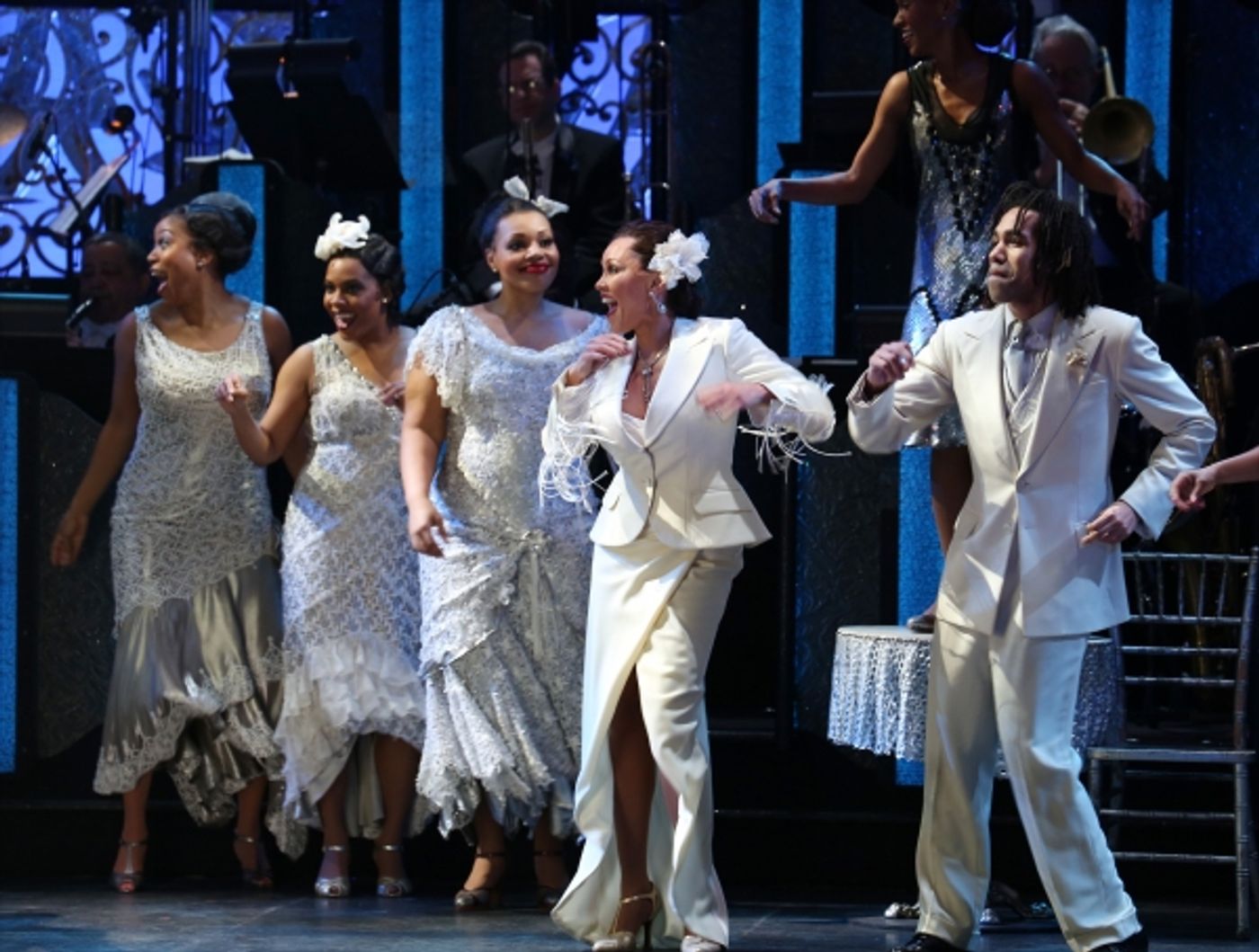 Photo Coverage: Vanessa Williams Returns to Broadway in AFTER MIDNIGHT- Inside Her Curtain Call! Photo Coverage: Vanessa Williams Returns to Broadway in AFTER MIDNIGHT- Inside Her Curtain Call! Image
