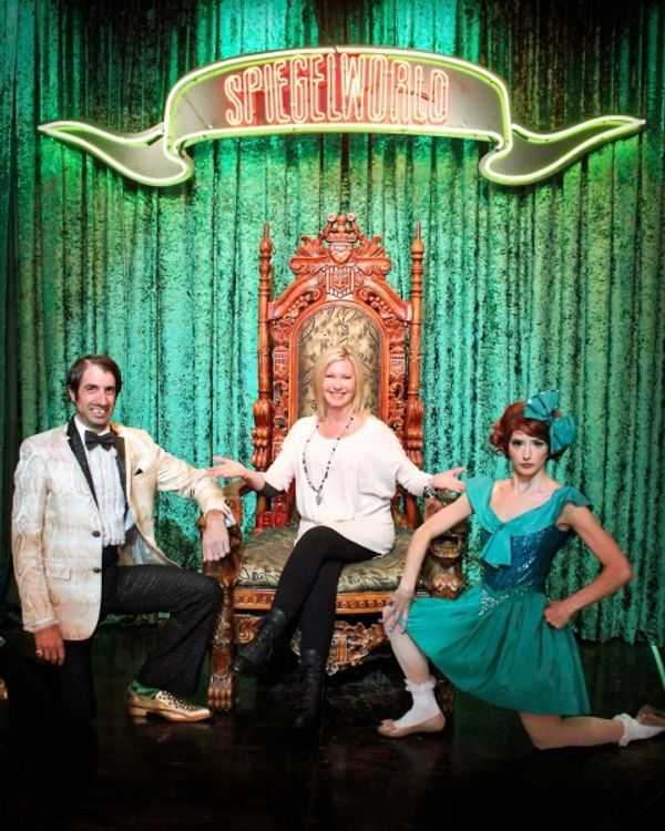 Olivia Newton-John Photo