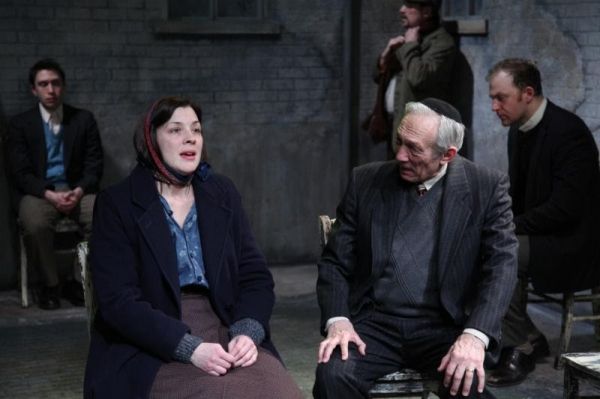 Linda Gillum and David Darlow Photo