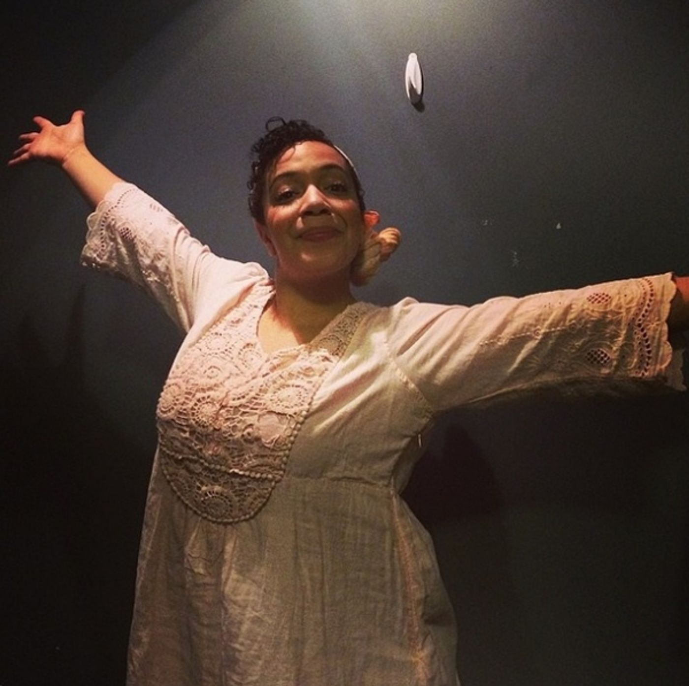 Photo Flash: Saturday Intermission Pics, 4/6, Part 2- BULLETS OVER BROADWAY's Pooch Learns to Play Piano, and More!  Image