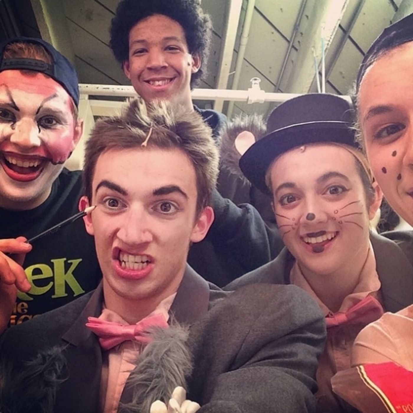 Photo Flash: Saturday Intermission Pics, 4/6, Part 2- BULLETS OVER BROADWAY's Pooch Learns to Play Piano, and More!  Image