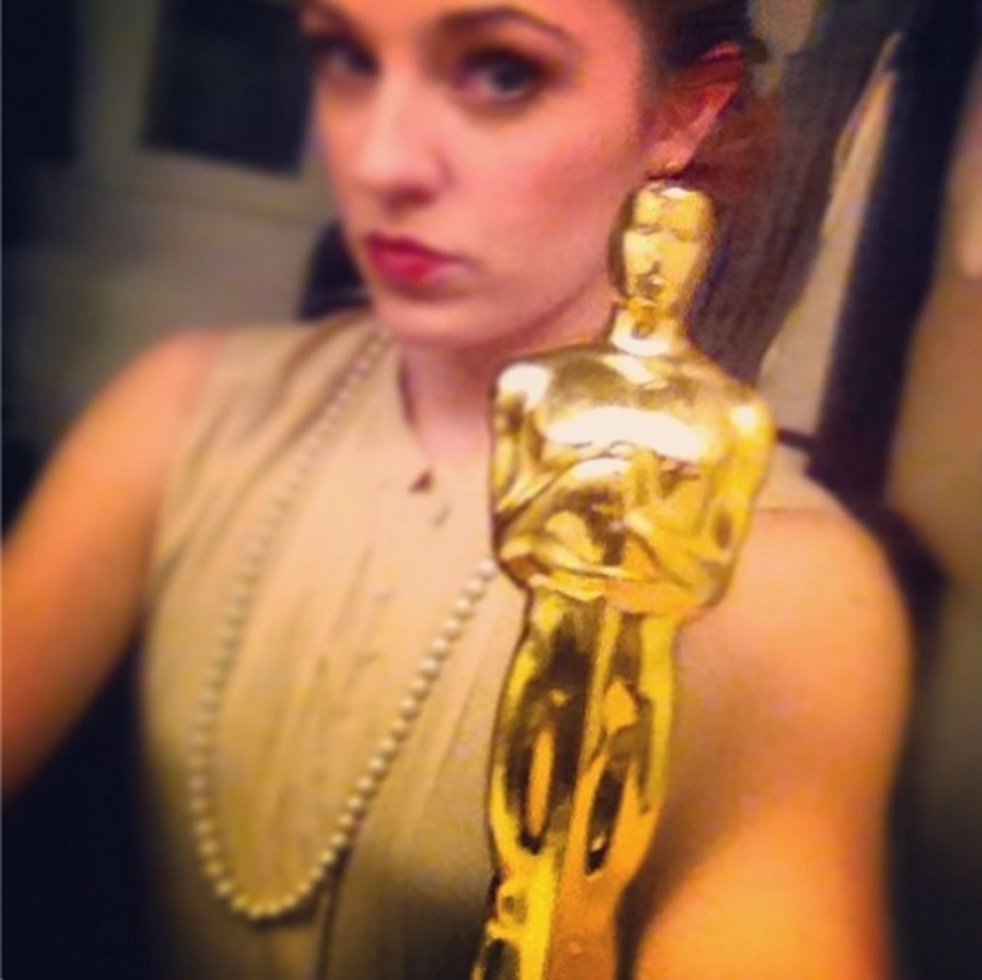 Photo Flash: Saturday Intermission Pics, 4/6, Part 2- BULLETS OVER BROADWAY's Pooch Learns to Play Piano, and More!  Image